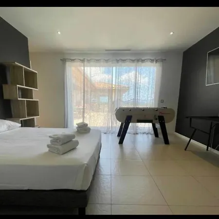 De Standing Villa